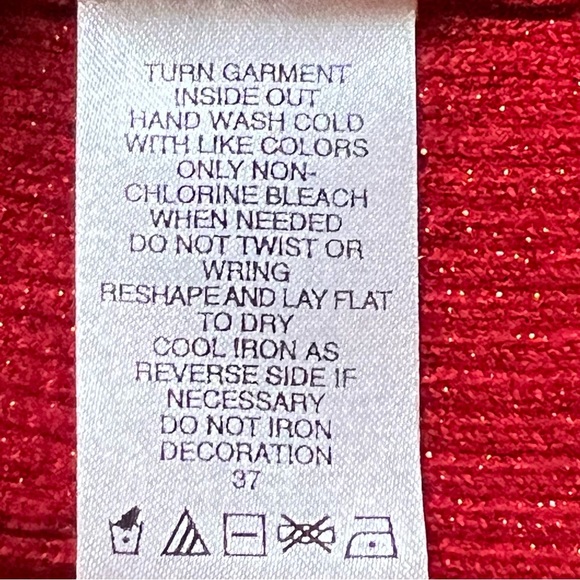 Hampshirite Studio Petite Red Metallic Ribbed Knit Sweater With Sequins PL - Picture 8 of 11